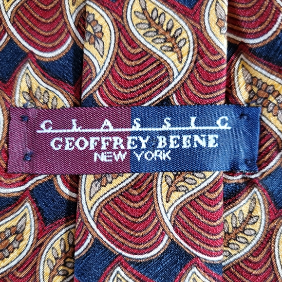 Geoffrey Beene Silk Tie - Picture 4 of 5